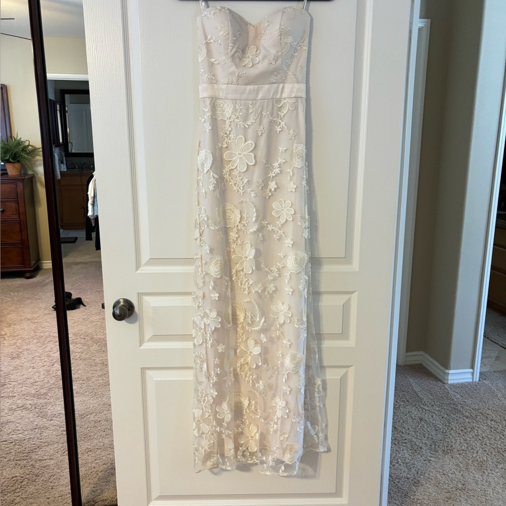 Floral Lace Strapless Dress